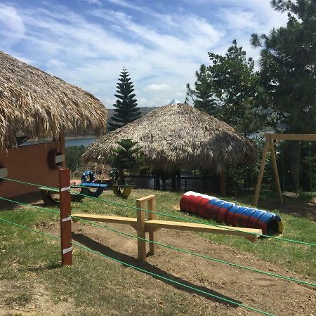 Villas Del Lago Lake Resort & Campground Yaque Arriba Exterior photo