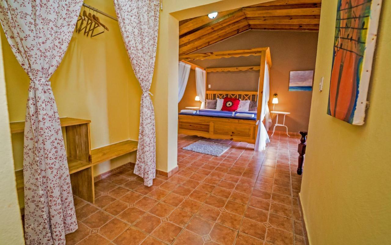 Villas Del Lago Lake Resort & Campground Yaque Arriba Exterior photo