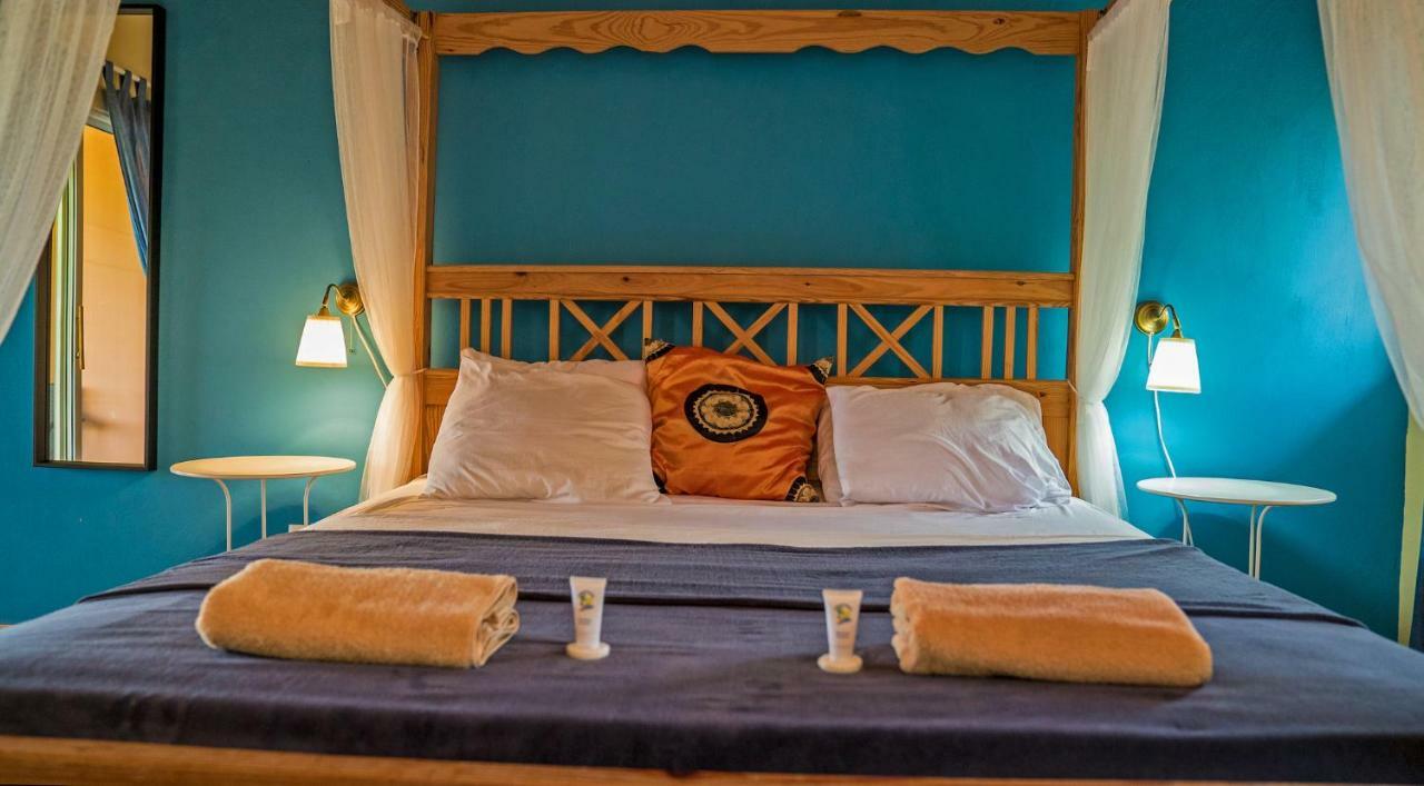 Villas Del Lago Lake Resort & Campground Yaque Arriba Exterior photo