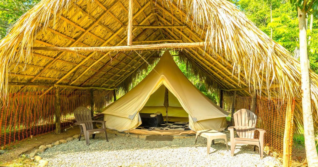 Villas Del Lago Lake Resort & Campground Yaque Arriba Exterior photo