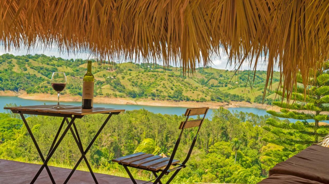 Villas Del Lago Lake Resort & Campground Yaque Arriba Exterior photo