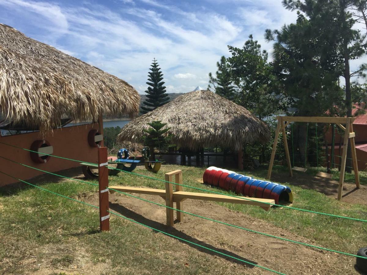 Villas Del Lago Lake Resort & Campground Yaque Arriba Exterior photo